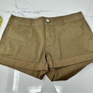 Aeropostale Chino Midi Shorts- Size 6